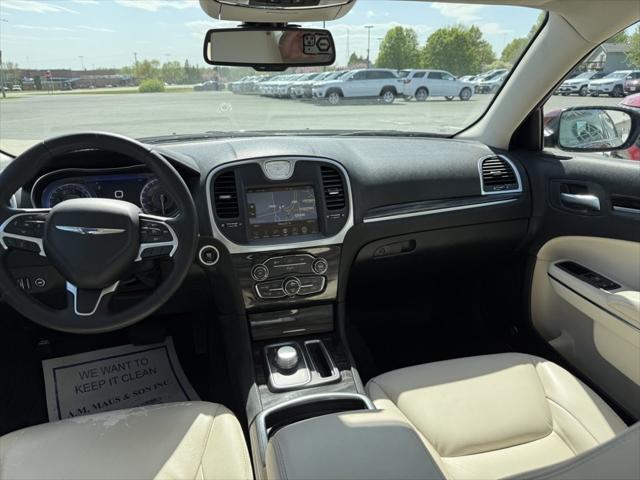 2015 Chrysler 300 Limited