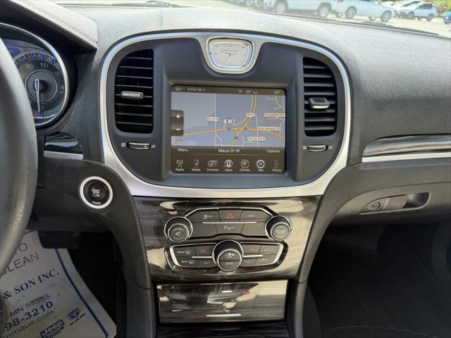 2015 Chrysler 300 Limited
