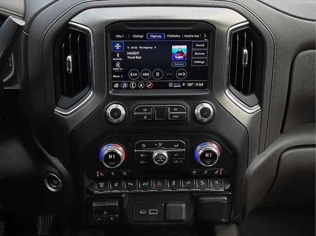 2022 GMC Sierra 2500HD 4WD Crew Cab Standard Bed Denali