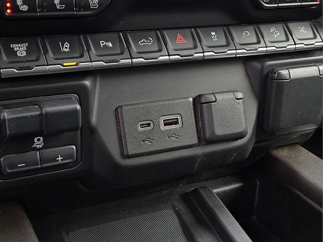 2022 GMC Sierra 2500HD 4WD Crew Cab Standard Bed Denali