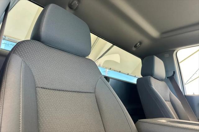 2026 Chevrolet Silverado 1500 4WD Regular Cab Long Bed WT