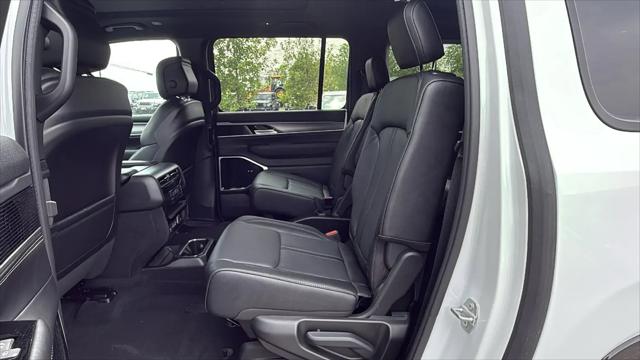 2026 Jeep Grand Wagoneer L Limited Altitude 4x4