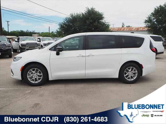 2025 Chrysler Pacifica Select for sale in New Braunfels, TX