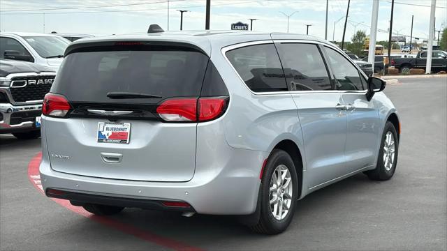 2026 Chrysler Voyager LX