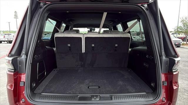 2026 Jeep Grand Wagoneer L 4x2