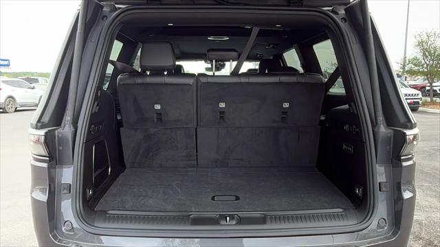 2026 Jeep Grand Wagoneer 4x2
