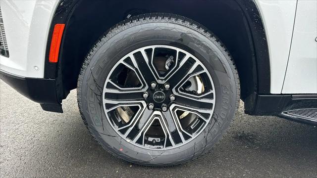 2026 Jeep Grand Wagoneer L 4x2