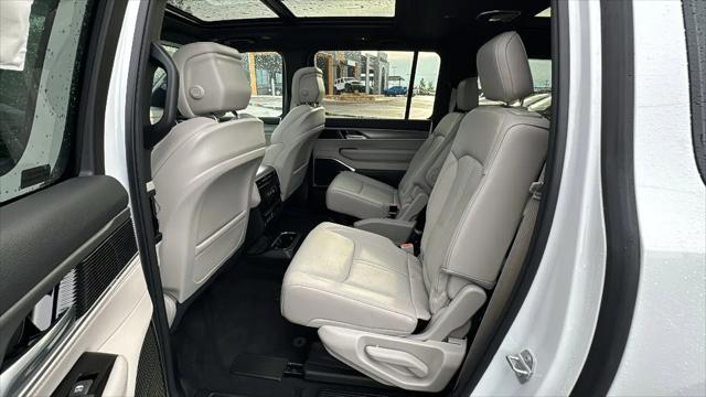 2026 Jeep Grand Wagoneer L 4x2