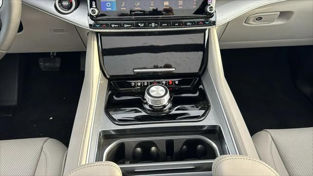 2026 Jeep Grand Wagoneer L 4x2