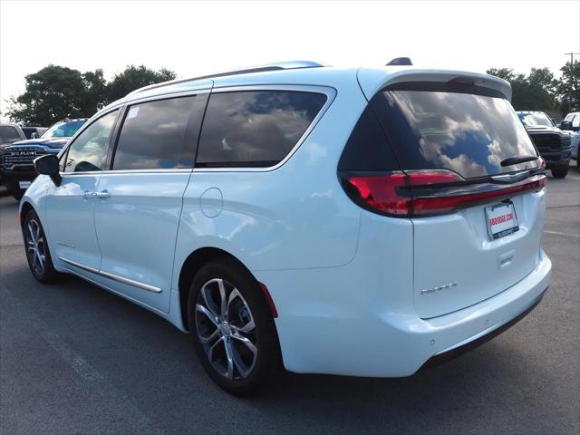 2026 Chrysler Pacifica Pinnacle