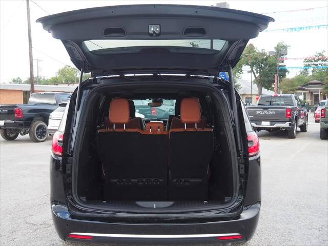 2026 Chrysler Pacifica Pinnacle