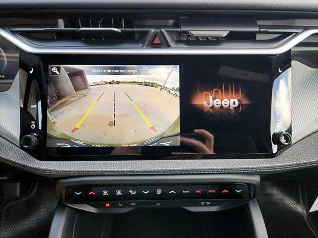 2026 Jeep Cherokee Laredo 4x4