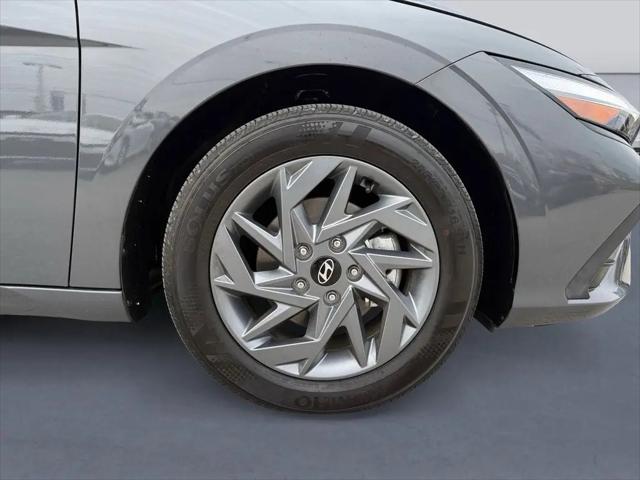 2024 Hyundai Elantra Hybrid Blue
