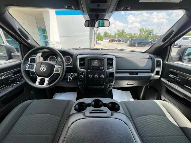 2024 Ram 1500 Classic Warlock Crew Cab 4x4 5'7" Box