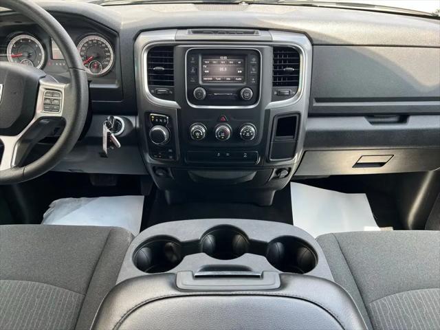 2024 Ram 1500 Classic Warlock Crew Cab 4x4 5'7" Box