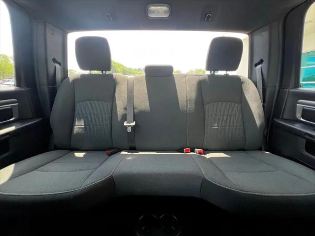 2024 Ram 1500 Classic Warlock Crew Cab 4x4 5'7" Box