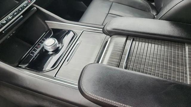 2023 Jeep Wagoneer Series III 4x2