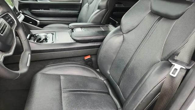 2023 Jeep Wagoneer Series III 4x2