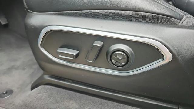 2023 Jeep Wagoneer Series III 4x2
