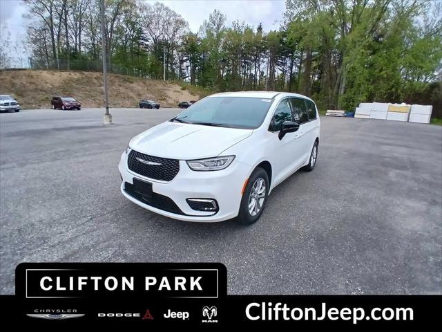 2026 Chrysler Pacifica Select AWD for sale in Clifton Park, NY