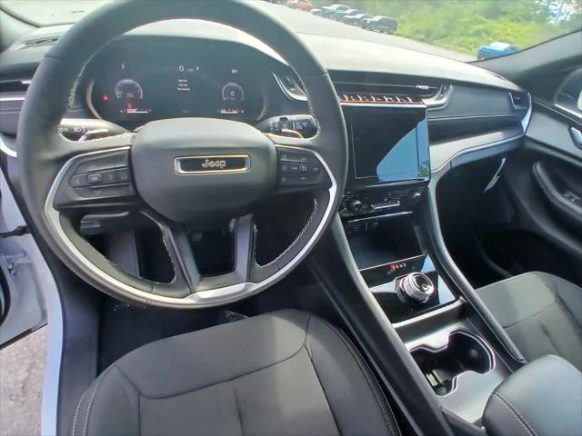 2026 Jeep Grand Cherokee L Altitude 4x4