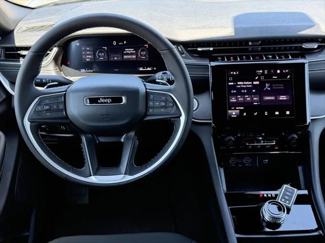 2026 Jeep Grand Cherokee L Altitude 4x4