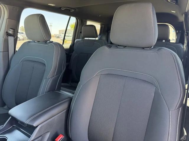2026 Jeep Grand Cherokee L Altitude 4x4