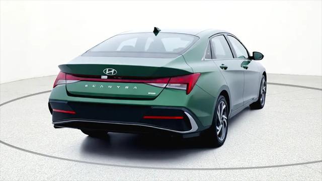 2025 Hyundai Elantra Hybrid Limited