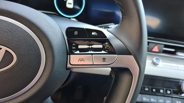 2025 Hyundai Elantra Hybrid Limited