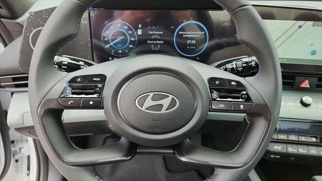2025 Hyundai Elantra Hybrid Limited