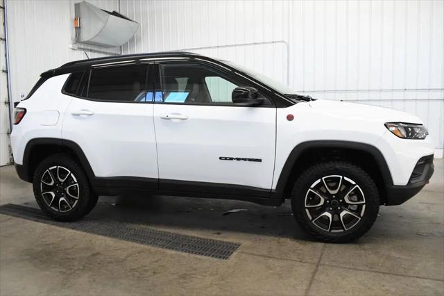 2025 Jeep Compass Trailhawk 4x4