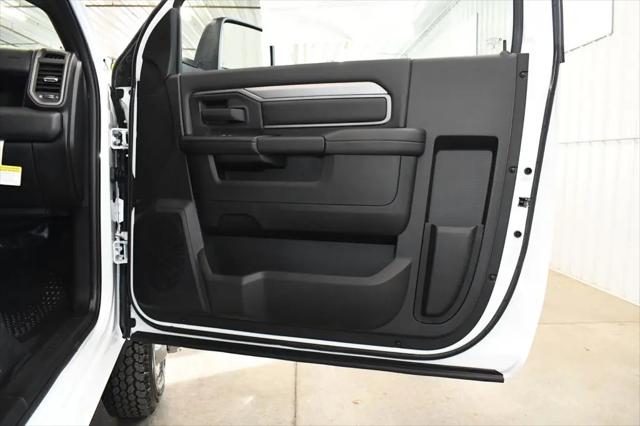 2026 Ram 3500 Tradesman/Big Horn