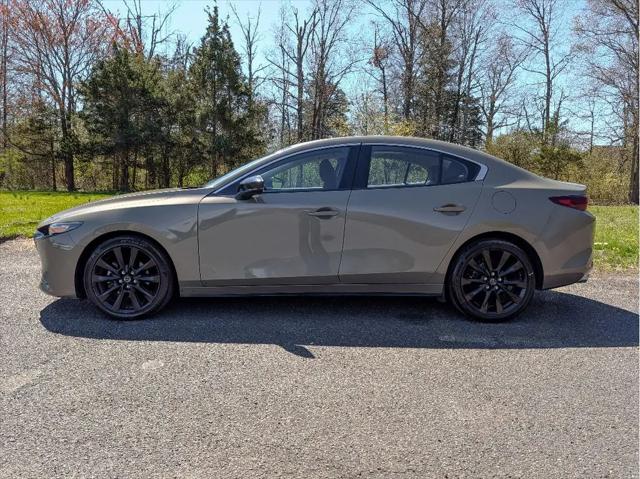 2024 Mazda Mazda3 2.5 Carbon Turbo
