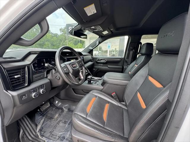 2024 GMC Sierra 1500 4WD Crew Cab Short Box AT4