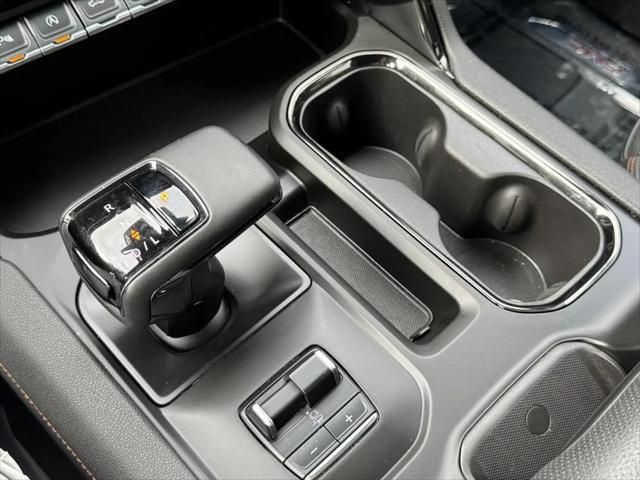 2024 GMC Sierra 1500 4WD Crew Cab Short Box AT4