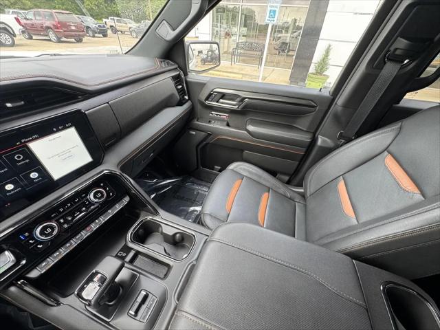 2024 GMC Sierra 1500 4WD Crew Cab Short Box AT4