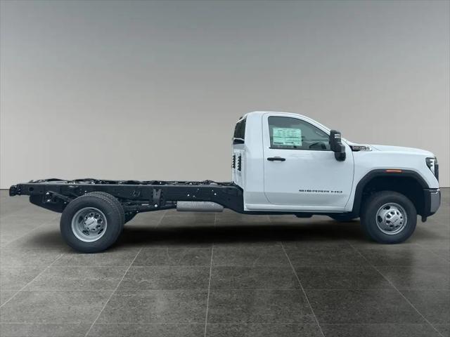 2026 GMC Sierra 3500HD Pro
