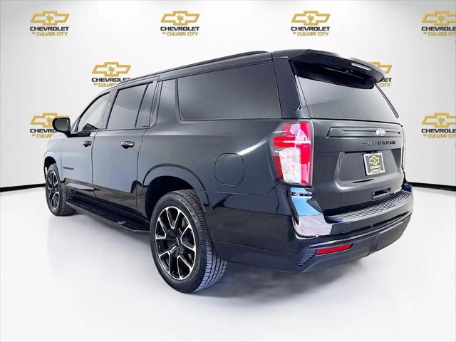 2023 Chevrolet Suburban 4WD RST