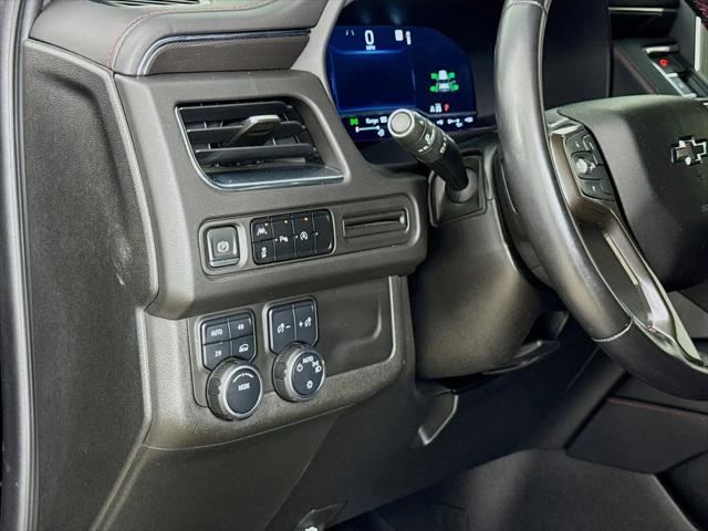 2023 Chevrolet Suburban 4WD RST