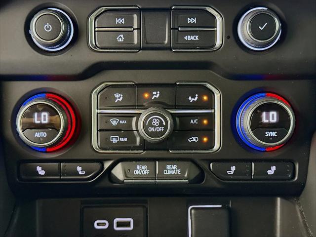 2023 Chevrolet Suburban 4WD RST
