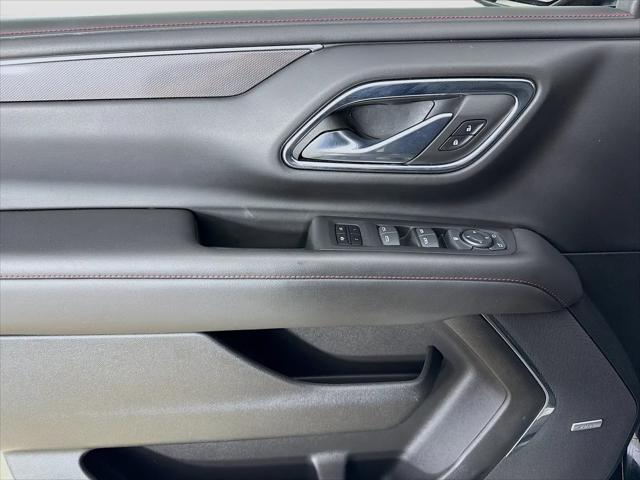 2023 Chevrolet Suburban 4WD RST