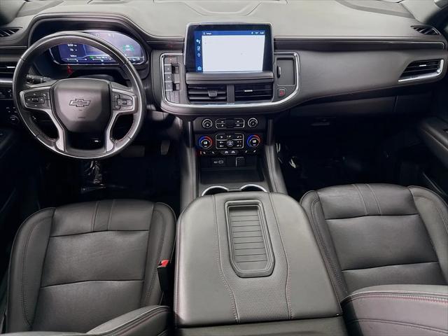 2023 Chevrolet Suburban 4WD RST