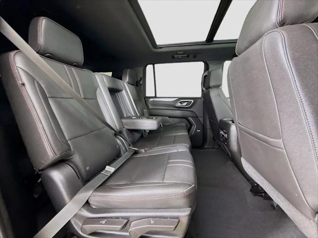 2023 Chevrolet Suburban 4WD RST
