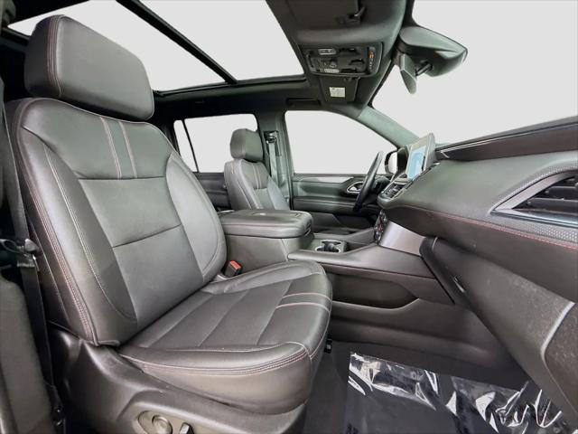 2023 Chevrolet Suburban 4WD RST