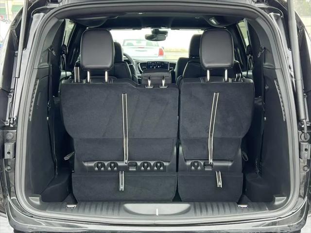 2026 Chrysler Pacifica Select AWD