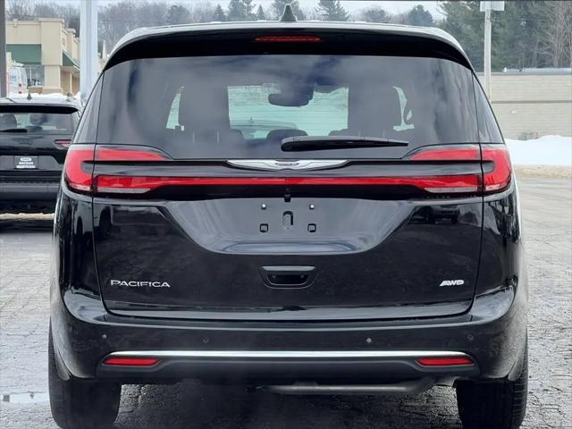 2026 Chrysler Pacifica Select AWD