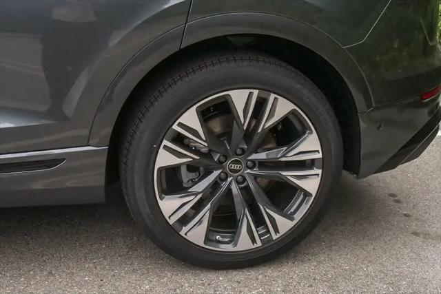2026 Audi Q8 Premium Plus 55 TFSI quattro Tiptronic