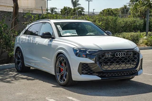 2026 Audi RS Q8 performance quattro tiptronic