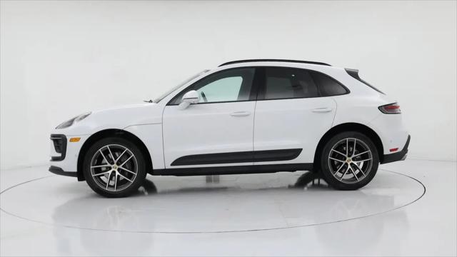 2022 Porsche Macan Macan