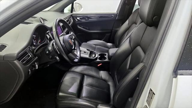 2022 Porsche Macan Macan